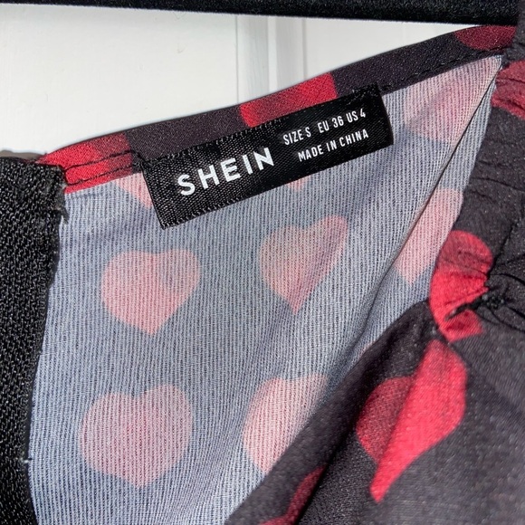 SHEIN Black and Red Heart Print Women's Small Crop Top - Picture 2 of 4